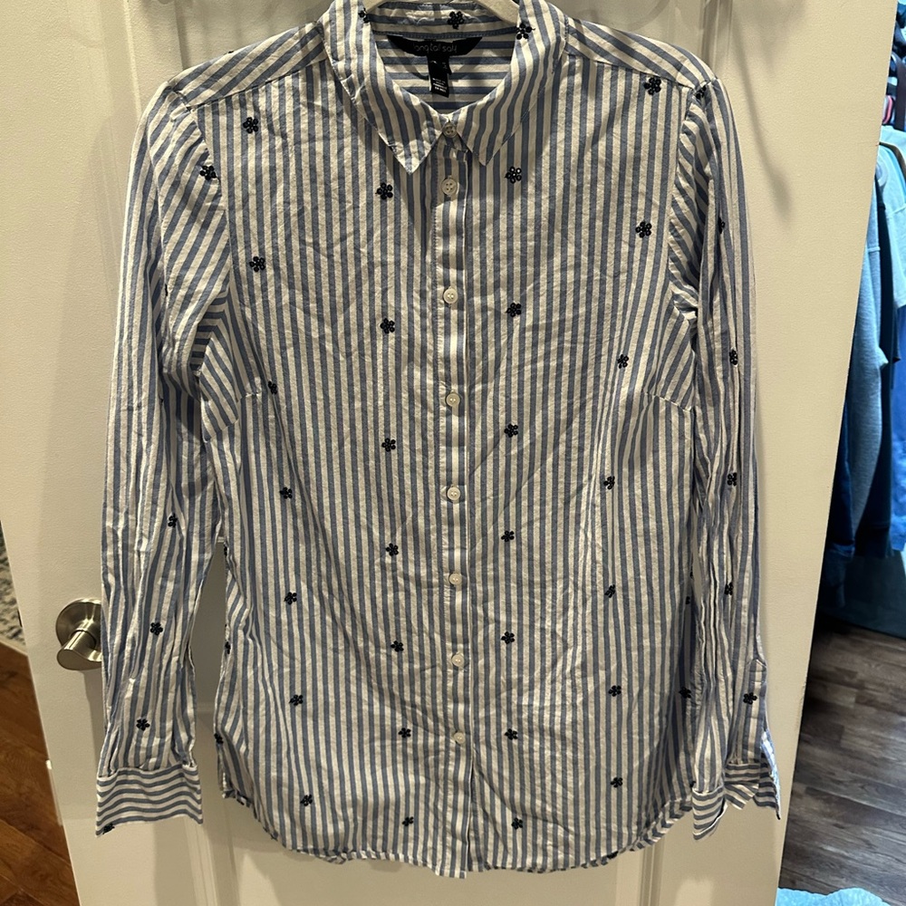*NEW* Sz 8* Long Tall Sally Button Down